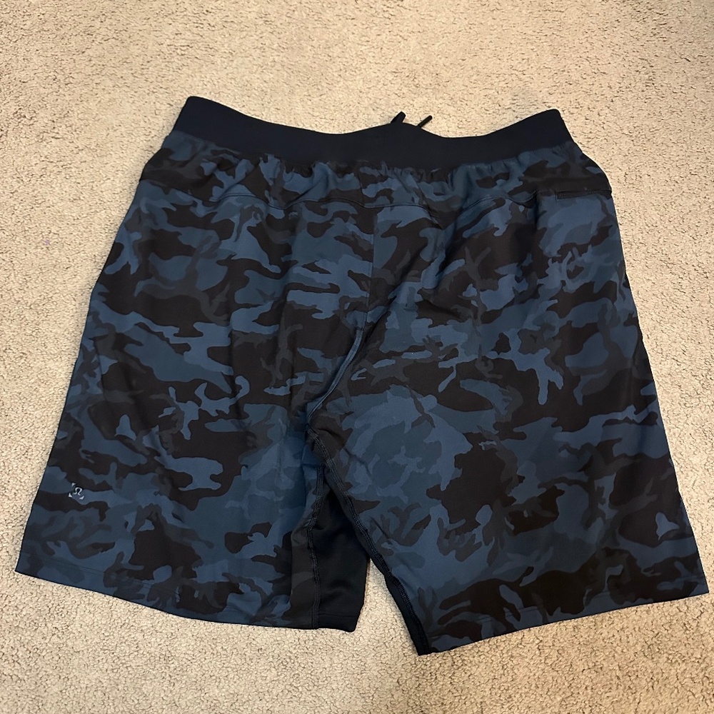 Lululemon T.H.E Short Linerless XL 9" Camo Blue